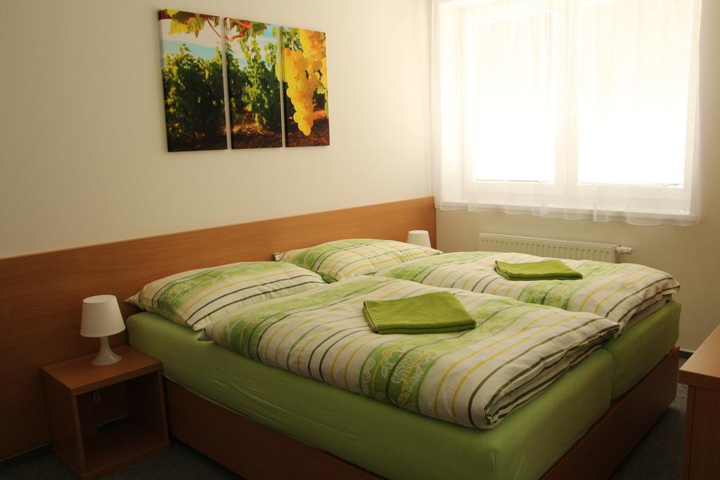 Penzion Bobule Stare Mesto  Cameră foto